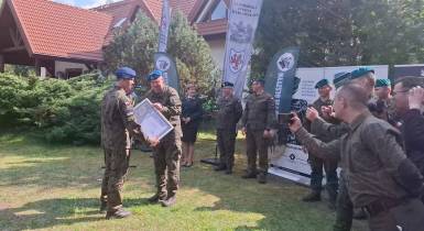 Gratulacje, dekoracja zwycięzców, strzelectwo