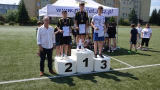 Powiatowe zawody w lekkiej atletyce szkół podstawowych klasy VI i młodsi
